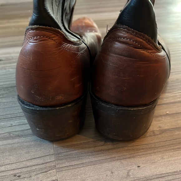 Laredo mens SZ 7 D cowboy boots. Preowned in good condition. - Picture 4 of 6